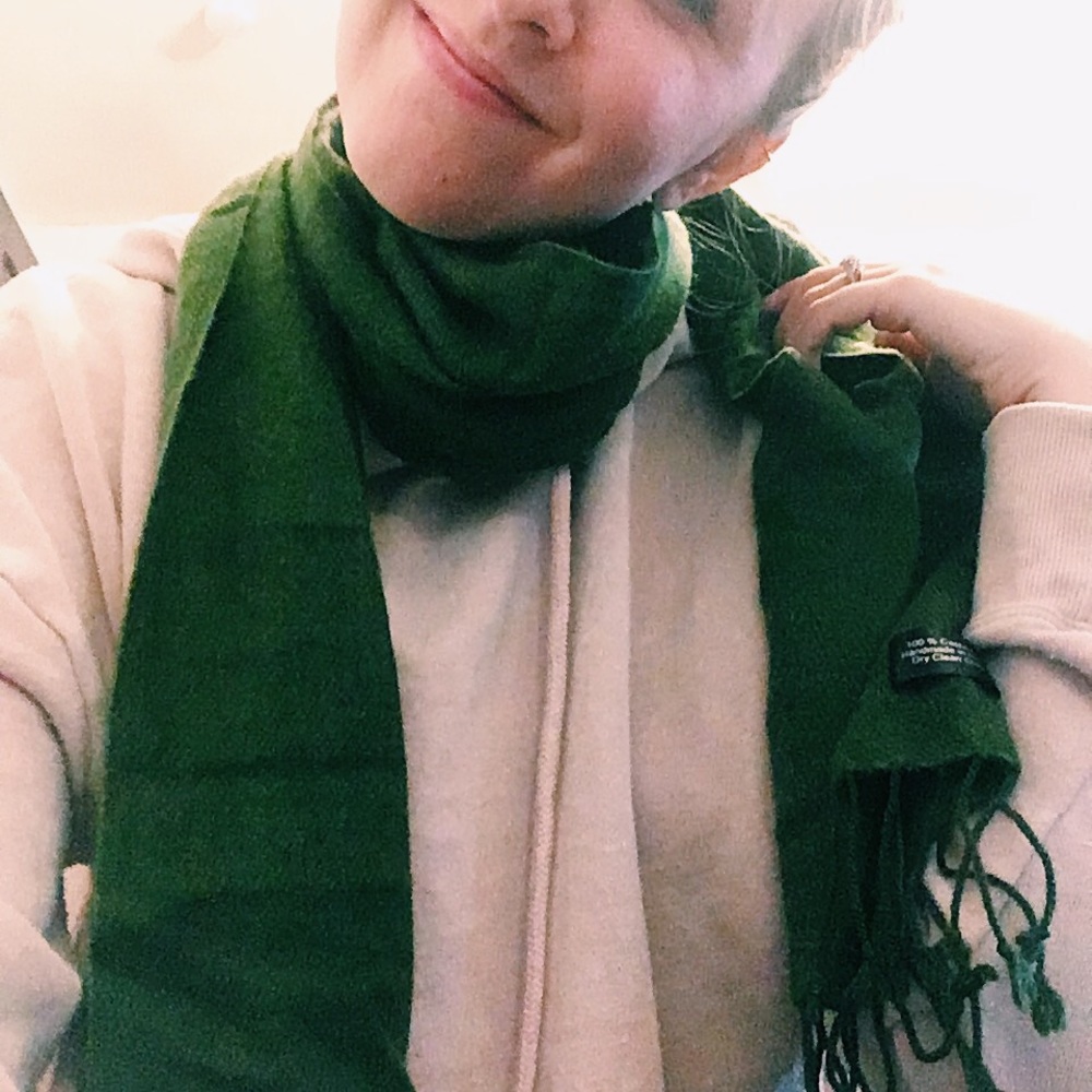 Green Cashmere scarf